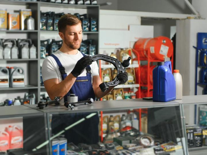 Vente de pièces détachées au François